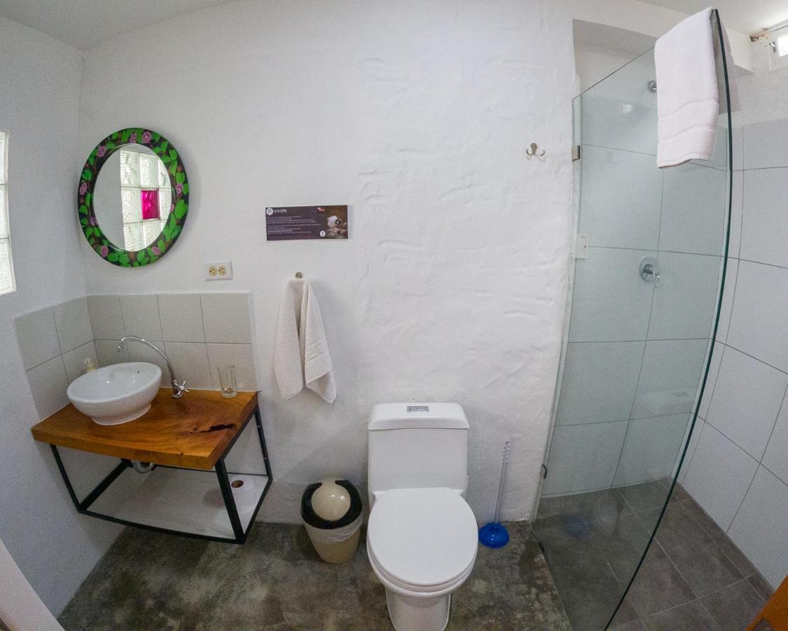 La K-Leta Boutique Guesthouse Puerto Ayora  Kültér fotó