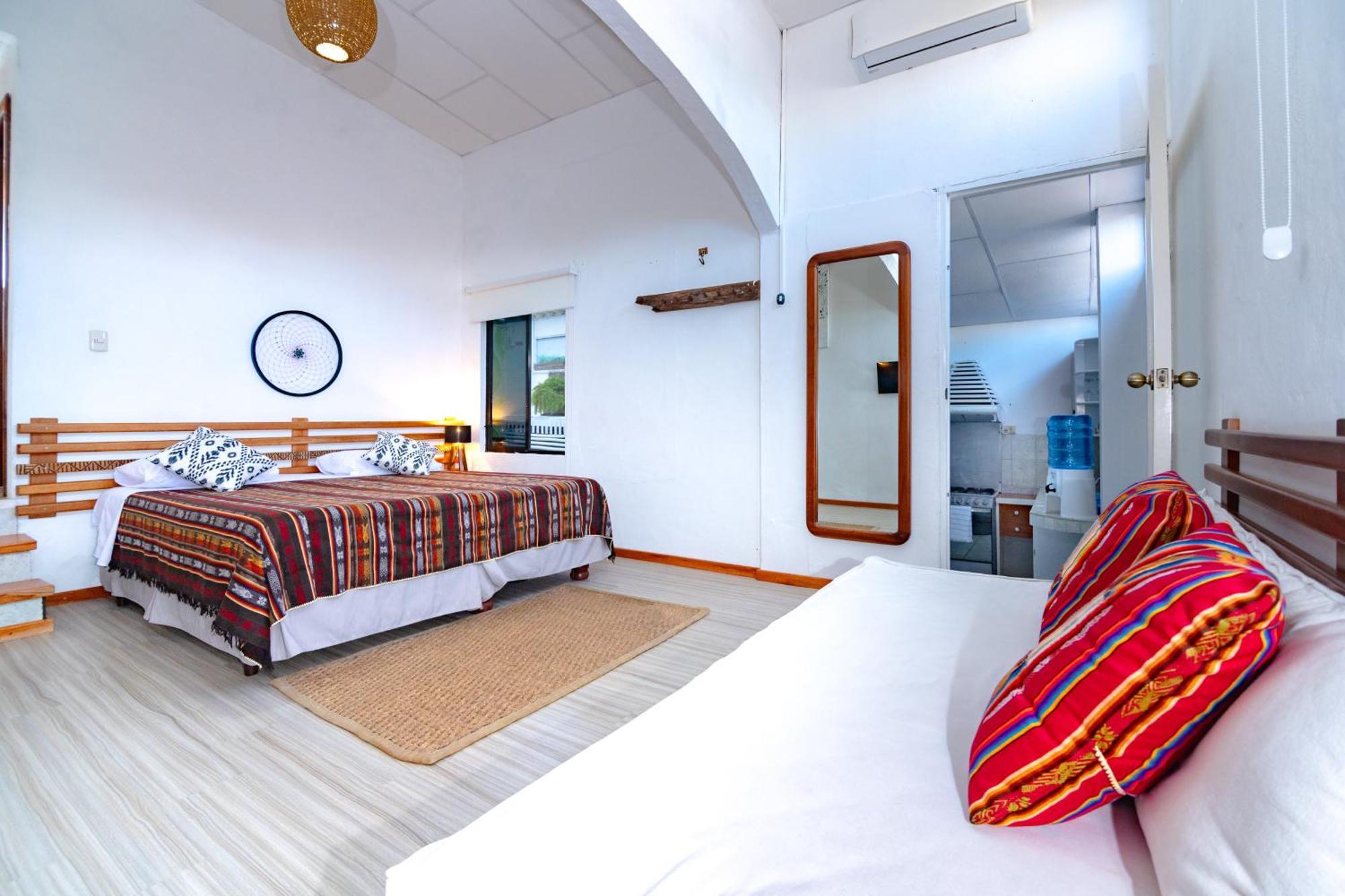 La K-Leta Boutique Guesthouse Puerto Ayora  Kültér fotó